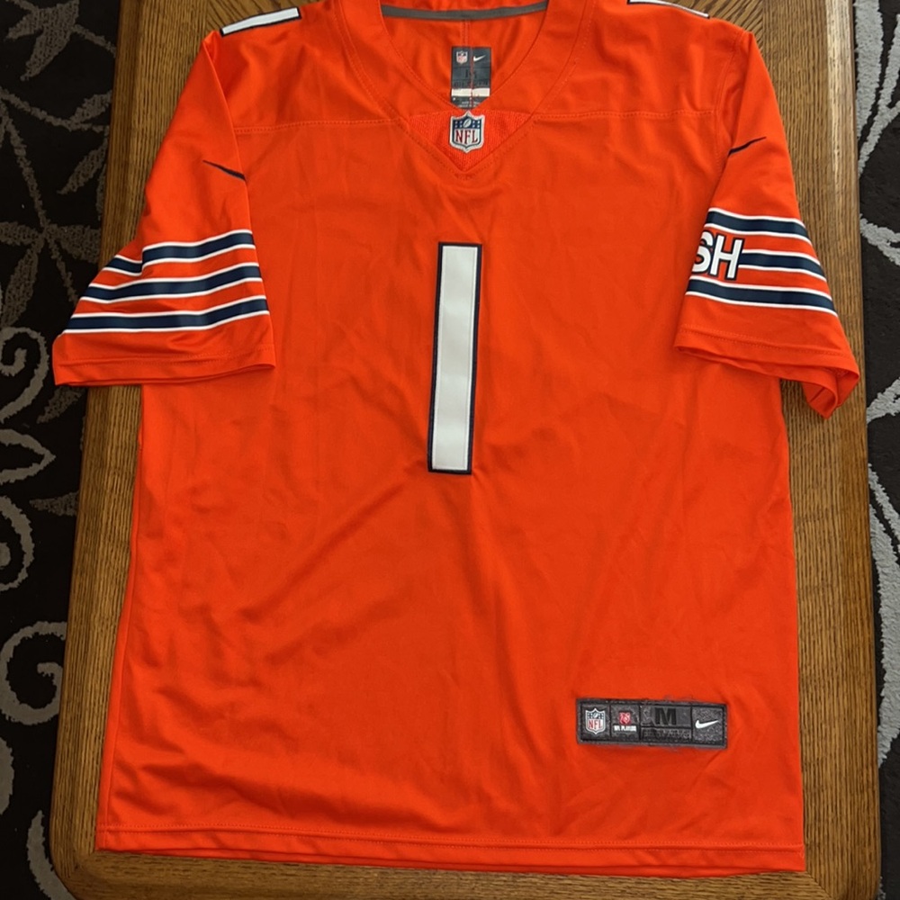 Chicago Bears Justin Fields Jersey Mens M Orange On Field Nike Screen Print
